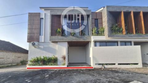 3 bedrooms villa for sale at Dalung, strategic location with new building, close to Canggu area