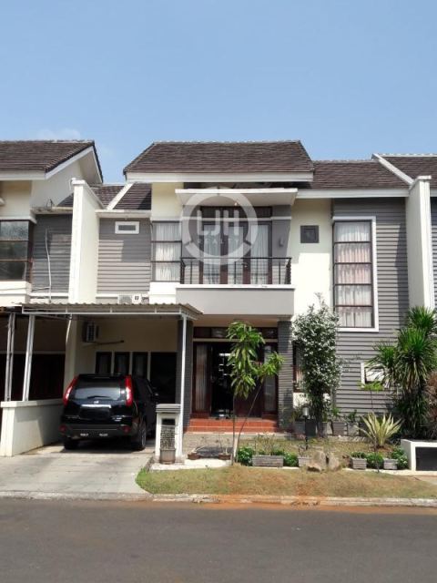 Rumah Lokasi Strategis di Cluster Heliconia Harapan Indah, Bekasi, Jawa Barat