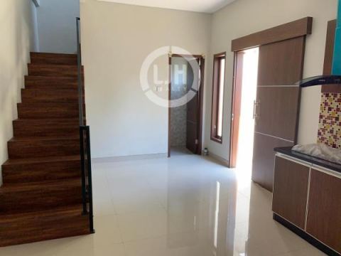 3 bedrooms house for sale at Kediri, Tabanan, strategic location, well maintained, close to Tabanan Hospital