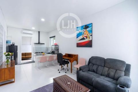 Modern House in a Prime Location Jl Pura Masuka, Ungasan, Bali, Only 4 Km to Melasti Beach