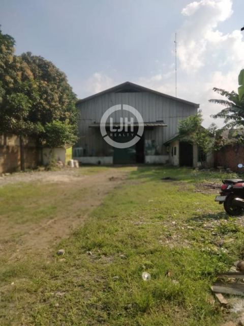 Gudang Siap Pakai Di Jl. Padat Karya Curug