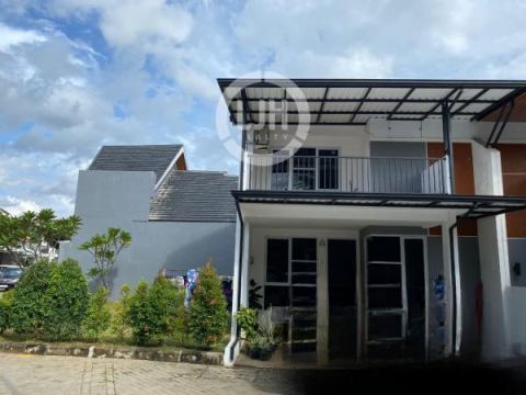 1,3M Rumah Hook Strategis di Aryana Karawaci, SHM, Semi Furnished