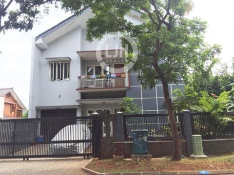 Dijual Rumah Puspitaloka BSD City