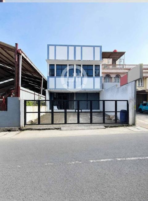 Disewakan Ruko Gandeng 2 Kresek Raya Cengkareng Jakarta Barat - LB 300 m² Lokasi Strategis dekat Stasiun Rawa Buaya