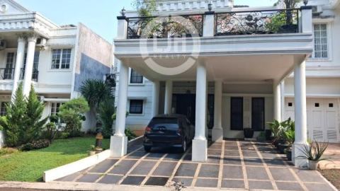 Rumah Sudah Renovasi Dalam Cluster di Legenda Wisata, Cibubur, Bogor.