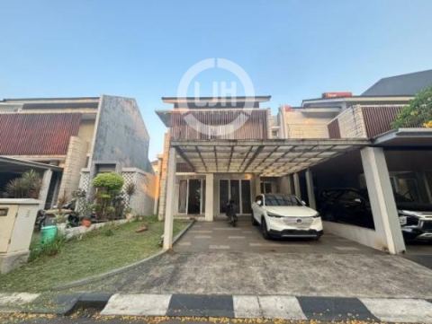 Rumah Water Terrace, Luas 180M2, Kamar 4+1, Fasilitas Clubhouse, Hanya 100M Dari Mall Living World, Akses Langsung Tol Tambun Grand Wisata Bekasi
