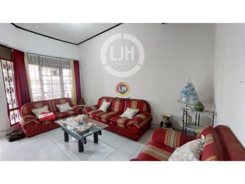Rumah di Gergaji Perbalan Semarang