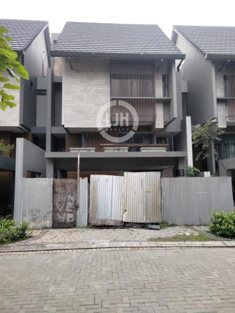 Dijual Rumah Quantis Signature BSD City