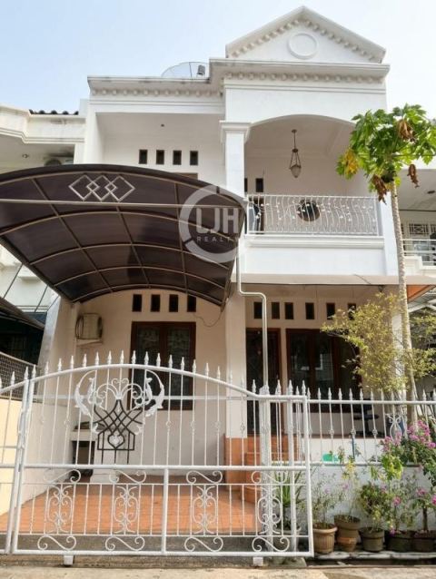 Rumah Minimalis di Kelapa Molek Kelapa Gading Jakarta Utara