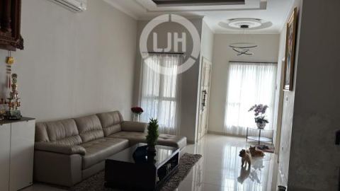 Rumah Siap Huni Di De Mansion, Alam Sutera