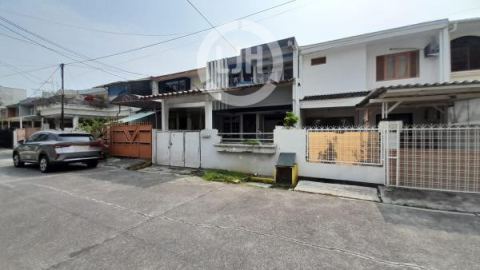 Rumah di Janur Hijau Kelapa Gading Jakarta Utara Jalan Lebar