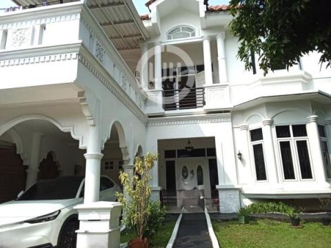 Rumah Siap Huni Full Furnished Dalam Cluster di Legenda Wisata, Cibubur, Gn. Putri, Bogor.