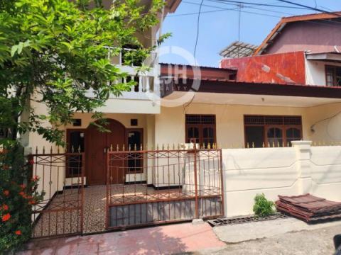 Rumah 2 Lantai Bebas Banjir Dalam Perumahan Bintara Bekasi 