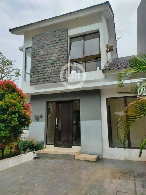 Rumah Siap Huni Di Viola, Graha Raya, Tangerang