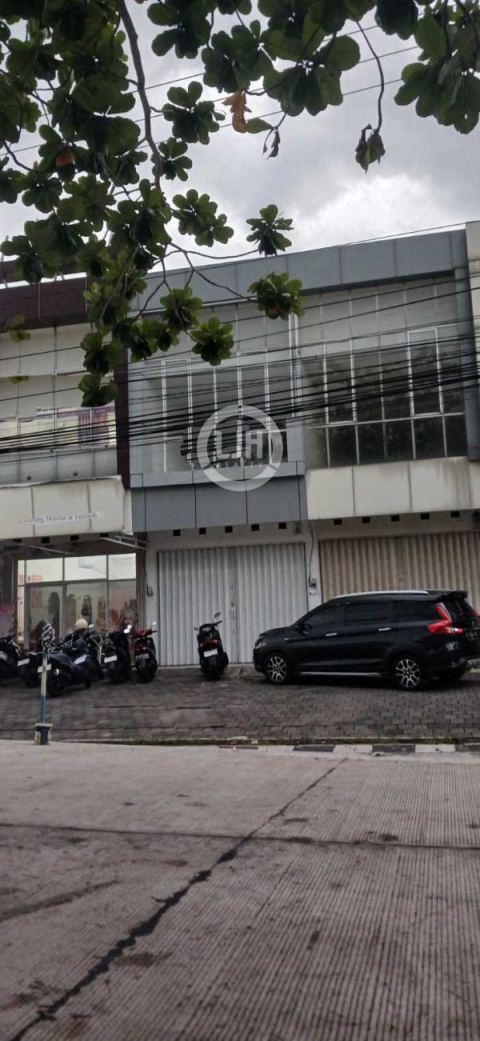 Ruko cocok usaha dan kantor Jl. MT Haryono. Ungaran– 11001