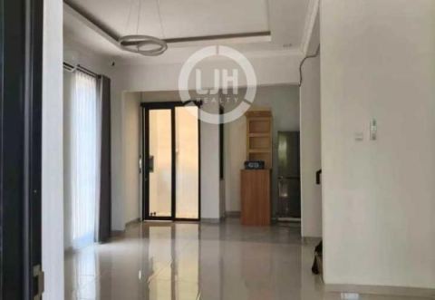  Rumah Siap huni dan nyaman  daerah Banyumanik Semarang – 11002