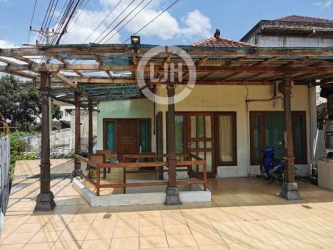  Rumah  Strategis Jl.Ring Road. Yogyakarta – 11041