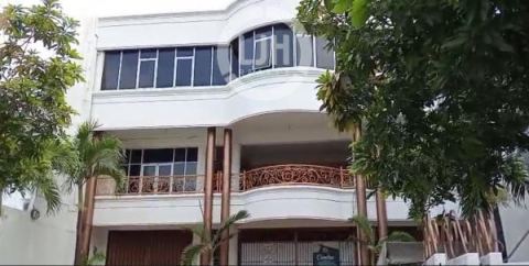Rumah siap huni dan nyaman Jl. Menoreh. Gajah Mungkur Semarang – 11061