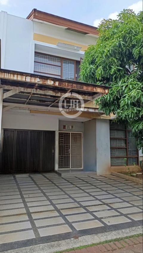 Rumah Dijual di JGC Cluster Lantana Cakung Jakarta Timur Semi Furnished