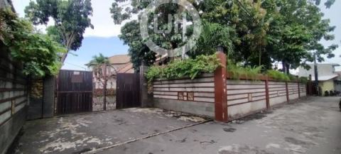 Rumah Luas dan Besar dekat Galaxy Bekasi 