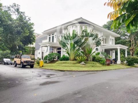 Dijual Rumah Hoek The Green Manhattan Forum BSD City