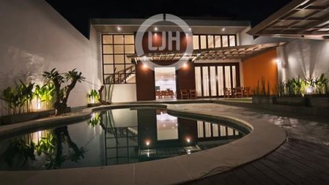 Luxury and Modern Villa At Kerobokan, Close to Main Road Teuku Umar Barat and Seminyak