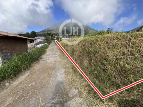 Land for sale at Candikuning, Bedugul, strategic location, good access, close to Kebun Raya Bedugul
