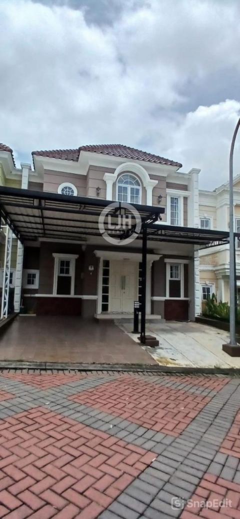 Rumah Paramount Village Semarang Barat – 11156