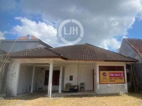 House At Perum Taman Griya, Jimbaran, Affordable Price Close to Public Facilities and Udayana University