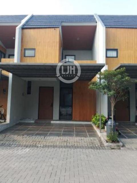 Rumah 2 Lantai, Kamar Tidur 3, Full Furnished, Bebas Banjir, Dalam Cluster O8 Grand Wisata Tambun Bekasi