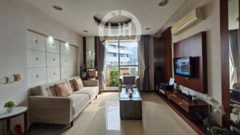 Apartemen Disewakan di Paladian Park, Kelapa Gading, Jakarta Utara Semi Furnished