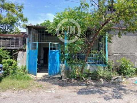 Gudang di Lingkungan Industri Kecil