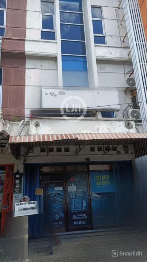 Ruko cocok usaha Jl. Piere Tendean. Semarang – 11257