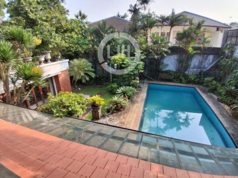 Dijual Rumah Mewah di Gedung Hijau Raya Pondok Indah Jakarta Selatan