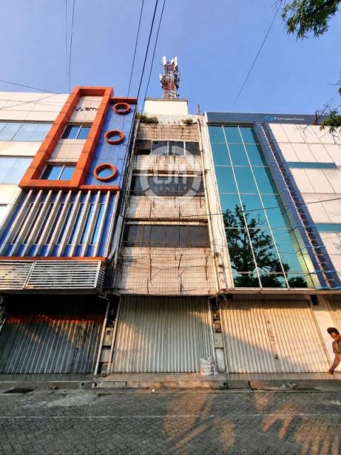 Ruko dalam Komplek hadap Jalan Raya untuk kantor/usaha di Gunung Sahari, Jakarta Pusat