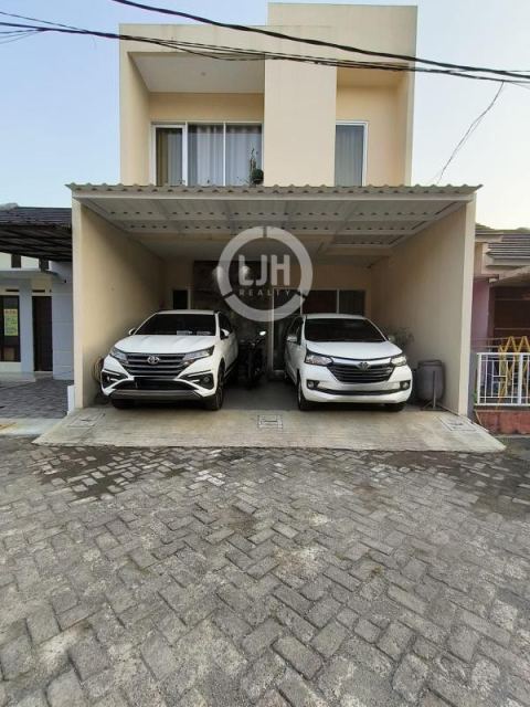 Rumah Siap Huni Di Casamais, Graha Raya