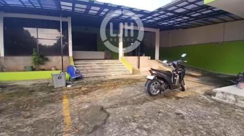 Dijual Tempat Usaha di Jalan Raya Cilenggang Lokasi di Sebelah Hotel Ramada