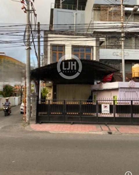 Ruko Hook 2 lantai di Jl. Pulau Tarakan,Denpasar Barat, Bali. SHM + IMB, Akses 2 Mobil, Cocok Untuk Usaha