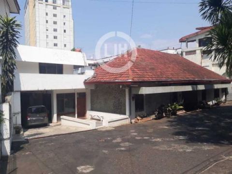 Rumah siap huni Jl.Siranda. Gajah Mungkur. Semarang – 11278