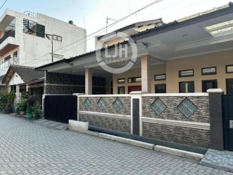 Rumah Bagus Siap Huni di Komplek Margaasih Bandung