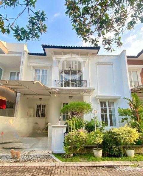 Rumah siap huni dan nyaman Candi Golf Semarang Selatan – 10343