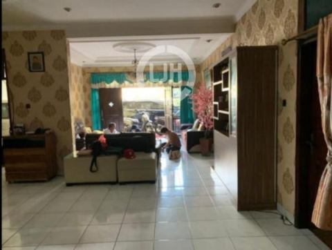 DiJual Rumah Bangunan lama, di Tanjung Duren, lokasi strategis jakbar