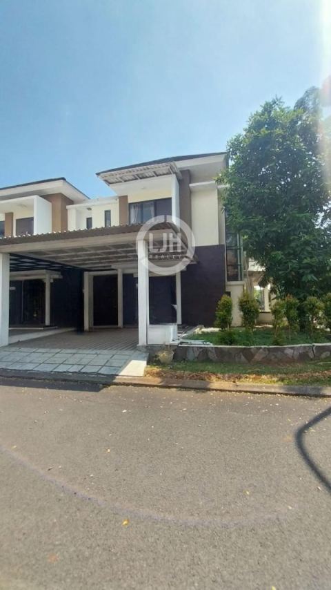 Rumah 2,5 Lantai di Cluster Asera One South Harapan Indah Bekasi Jawa Barat