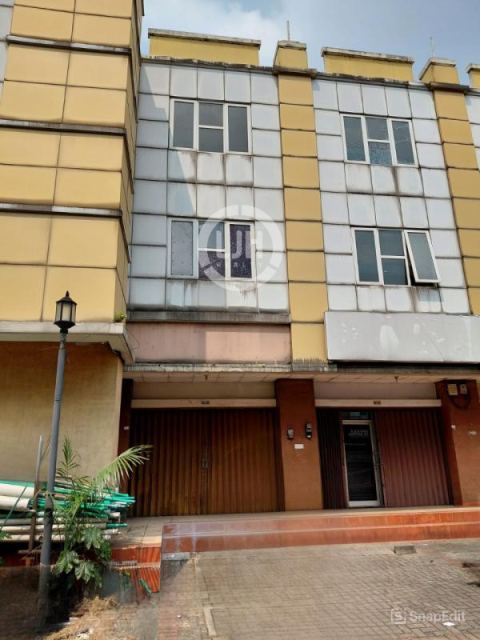 Ruko Serpong Utara Golden Boulevard 3 Lantai Lokasi Strategis
