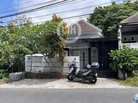 Brand New! Cozy Modern House For Sale in Kutuh – Strategic Location Near Nusa Dua