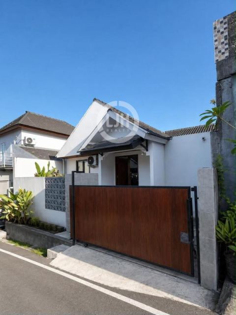 Fully Furnished Modern House for Sale in Jimbaran – Prime Location Near Udayana University!