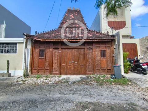 Exotic Tropical Living : Joglo Style House for Lease in Ungasan