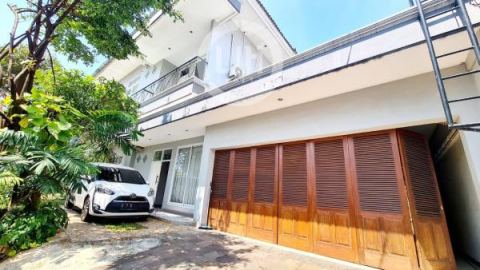 Rumah Ampera Kemang Jakarta Selatan