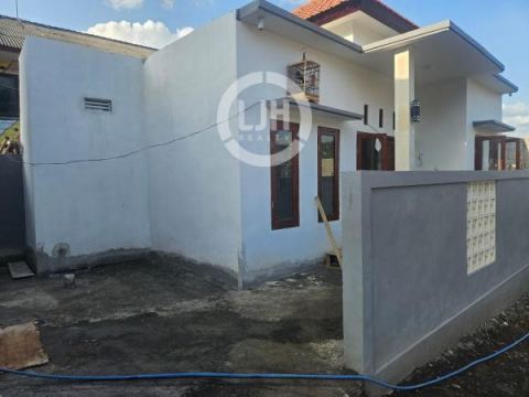 2 bedrooms house for sale at Kerambitan, Tabanan, strategic location, well maintained, in residential area