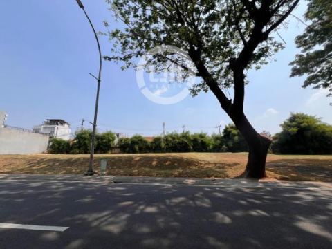 Kavling Siap Bangun di Boulevard Citra Grand Cibubur